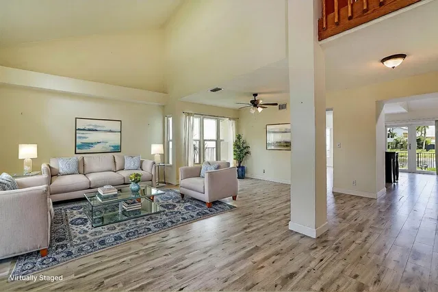 Residence photo 5