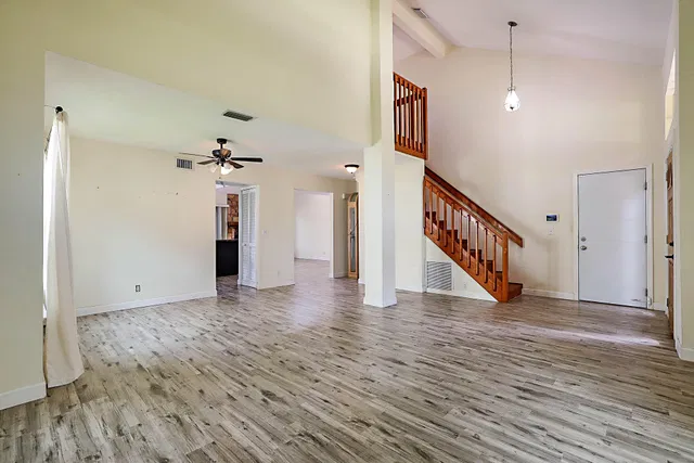Residence photo 6
