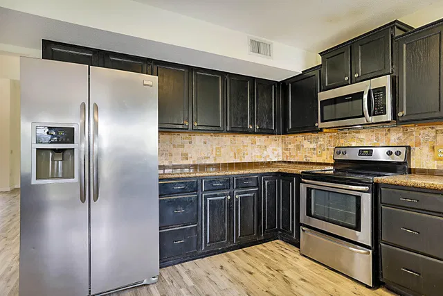 Residence photo 9