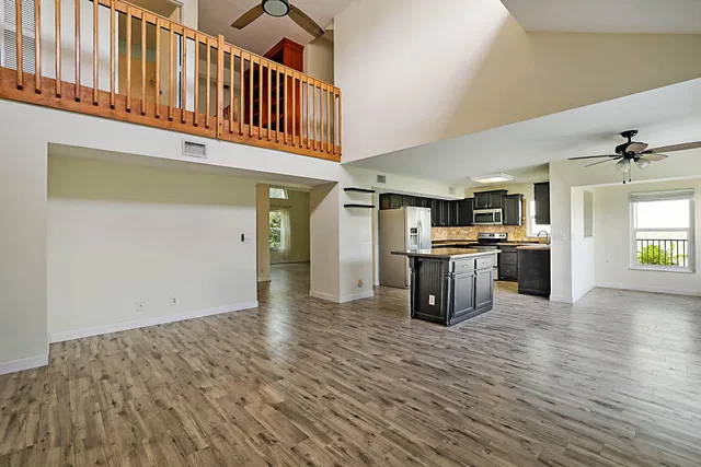 Residence photo 16