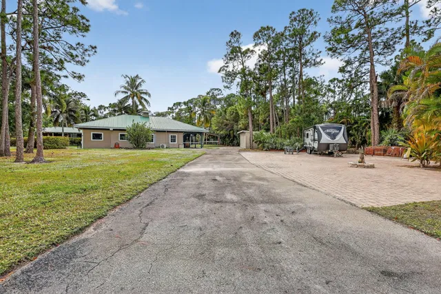 Residence photo 21