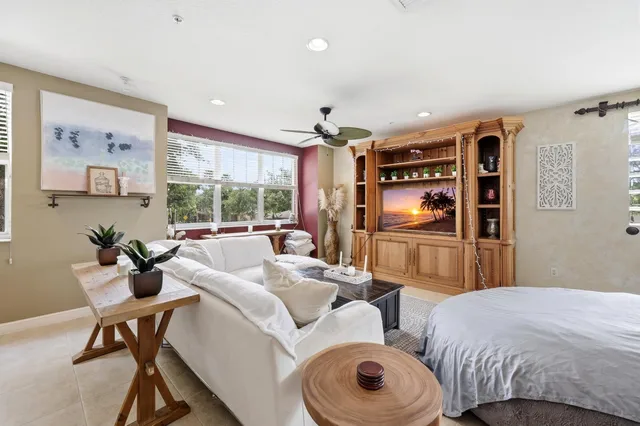 Cityside West Palm Beach Unit 1 photo 3