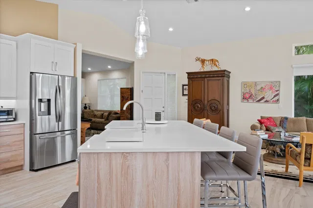 Residence photo 11