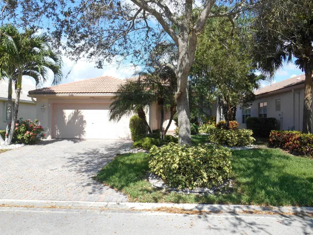 Residence photo 2