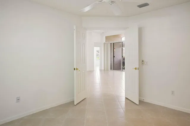 Residence photo 37