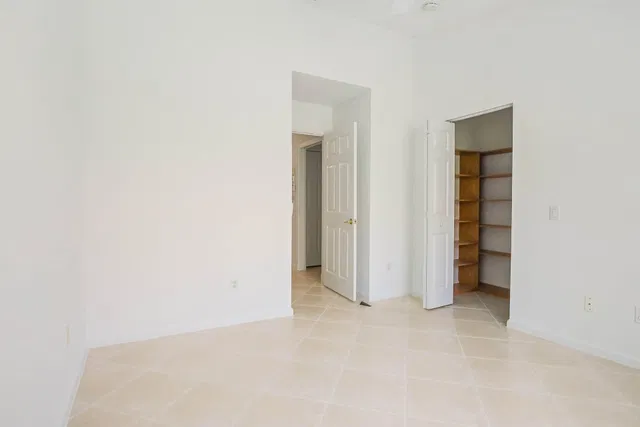 Residence photo 55