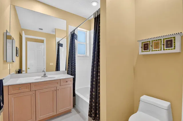 Residence photo 42