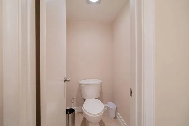Unit D203 photo 24