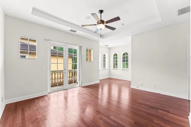 Residence photo 18