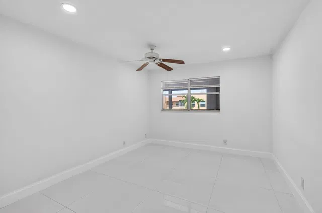 Residence photo 27