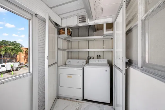 Residence photo 44