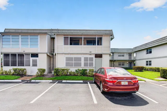 Residence photo 57