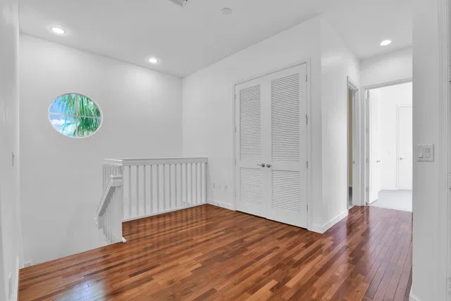 Residence photo 19