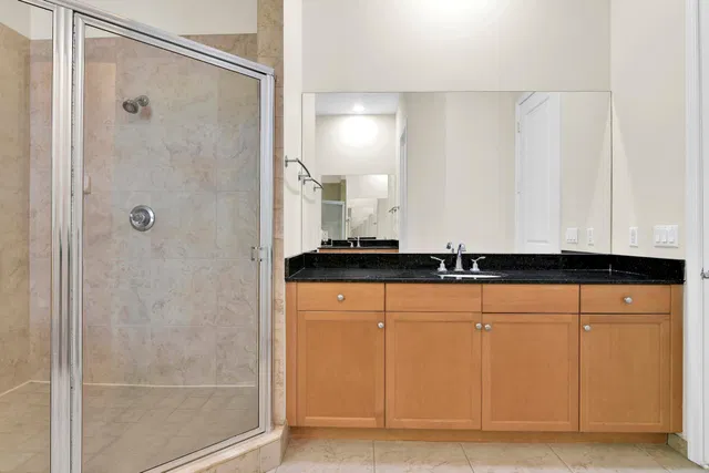 Residence photo 28