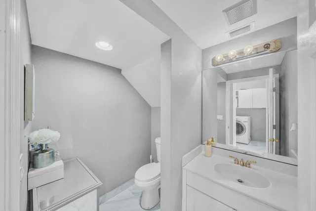  Residence photo 26