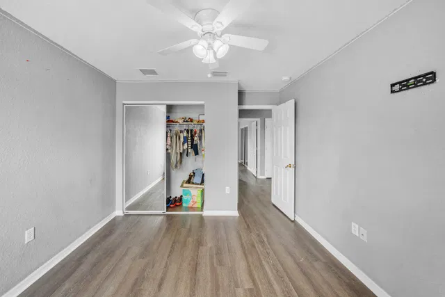  Residence photo 57