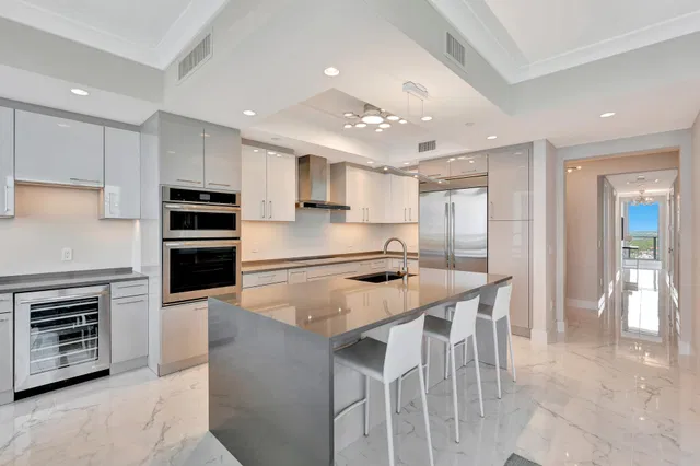 Water Club North Palm Beach Unit 1701 photo 6