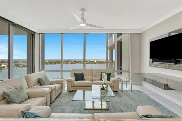 Water Club North Palm Beach Unit 1701 photo 10