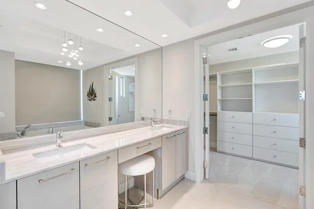 Water Club North Palm Beach Unit 1701 photo 21