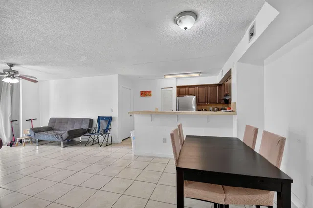 Unit 105 photo 3