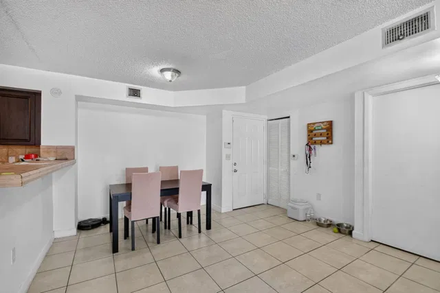 Unit 105 photo 5