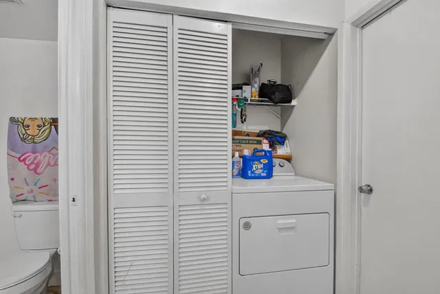 Unit 105 photo 18