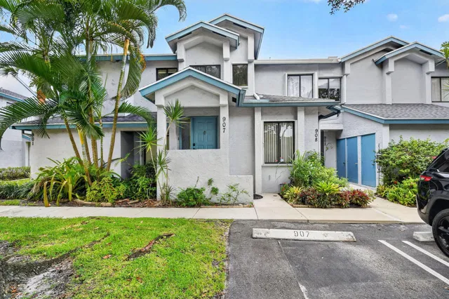 Residence photo 2