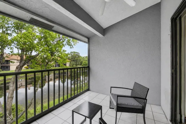 Residence photo 34