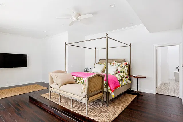 Residence photo 20