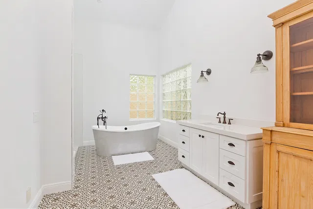 Residence photo 22