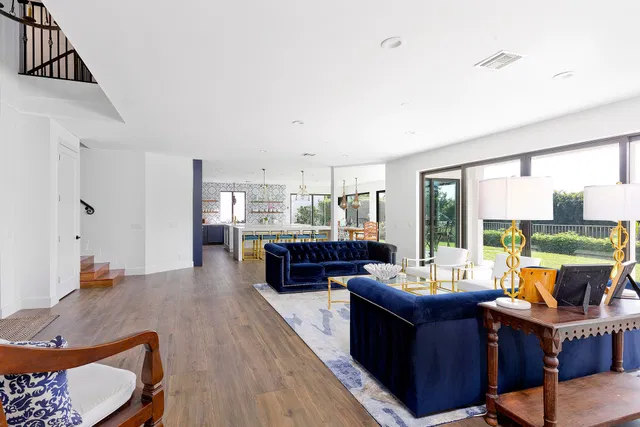 Residence photo 6