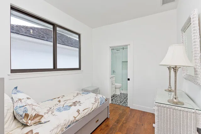 Residence photo 33