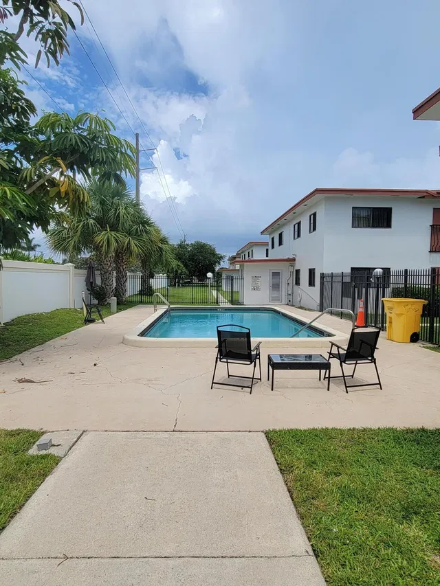 Boca Raton Unit 9 photo 23