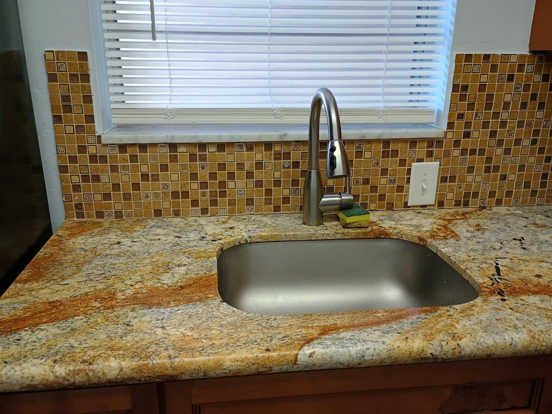  Unit 215 photo 9