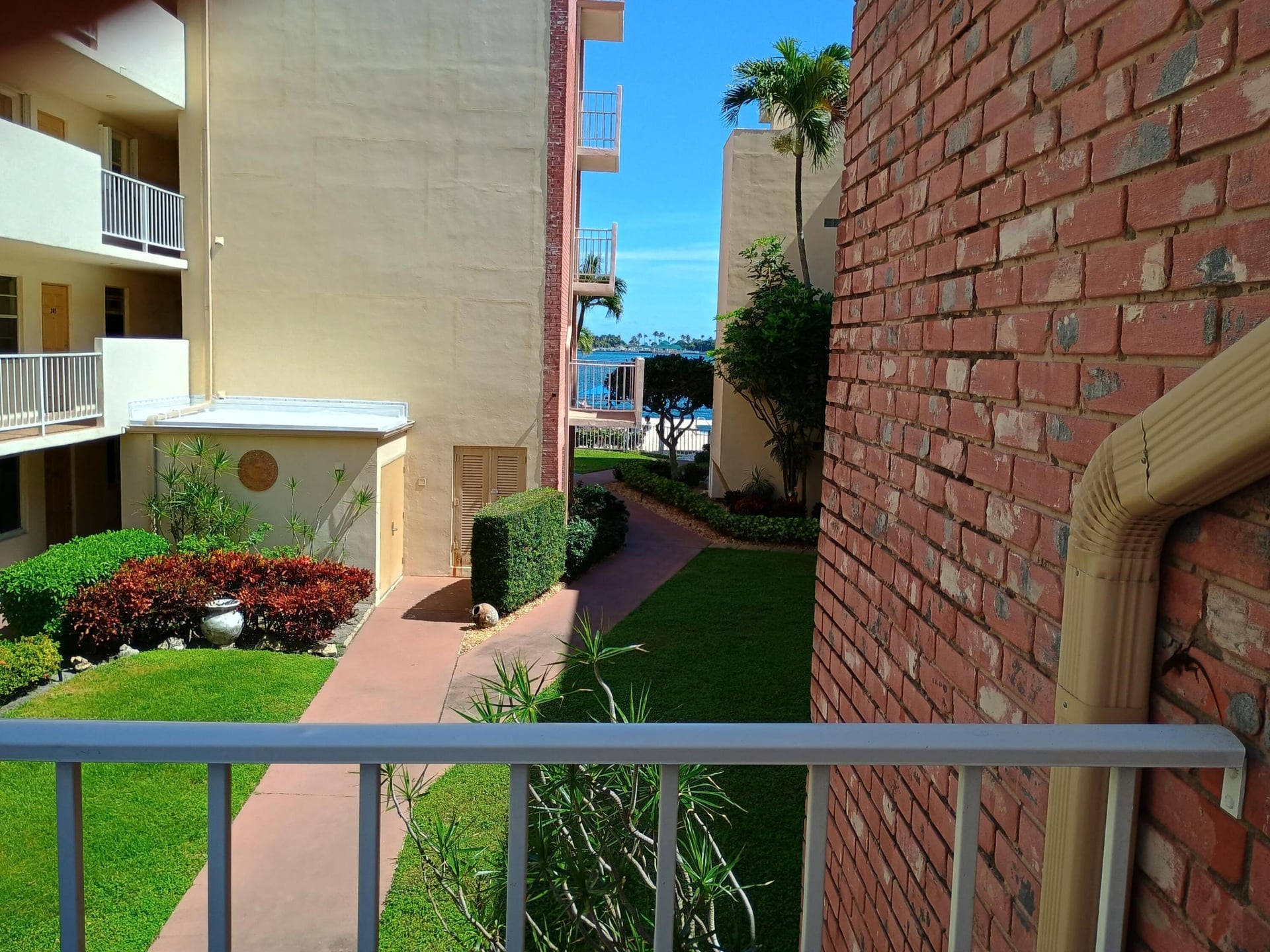  Unit 215 photo 17