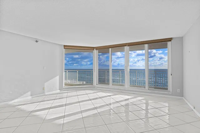 South Palm Beach Unit 203 photo 5