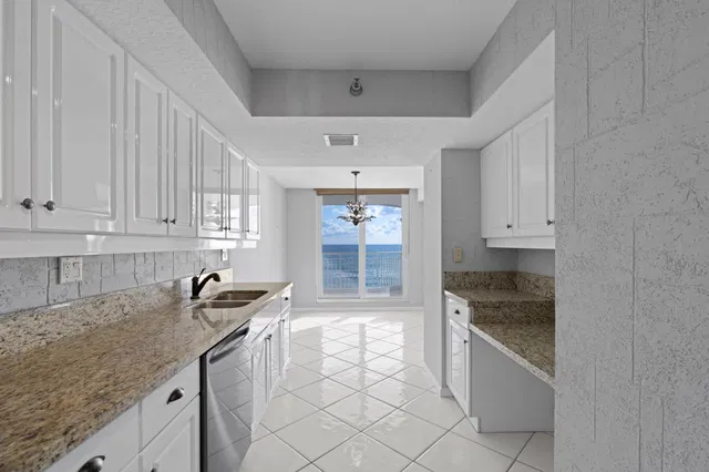 South Palm Beach Unit 203 photo 8