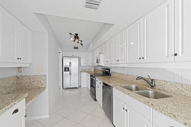 South Palm Beach Unit 203 photo 9
