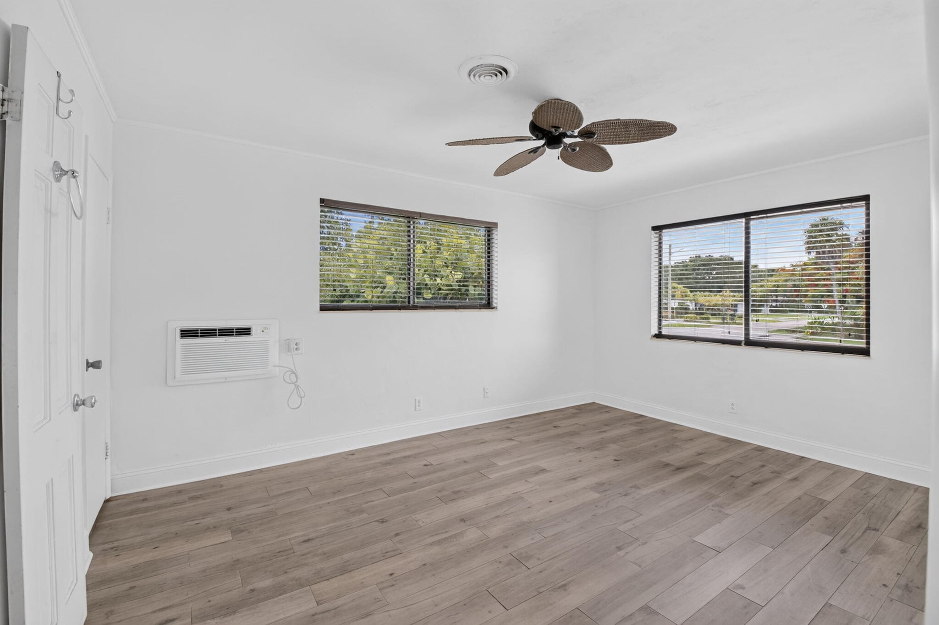 Residence photo 6