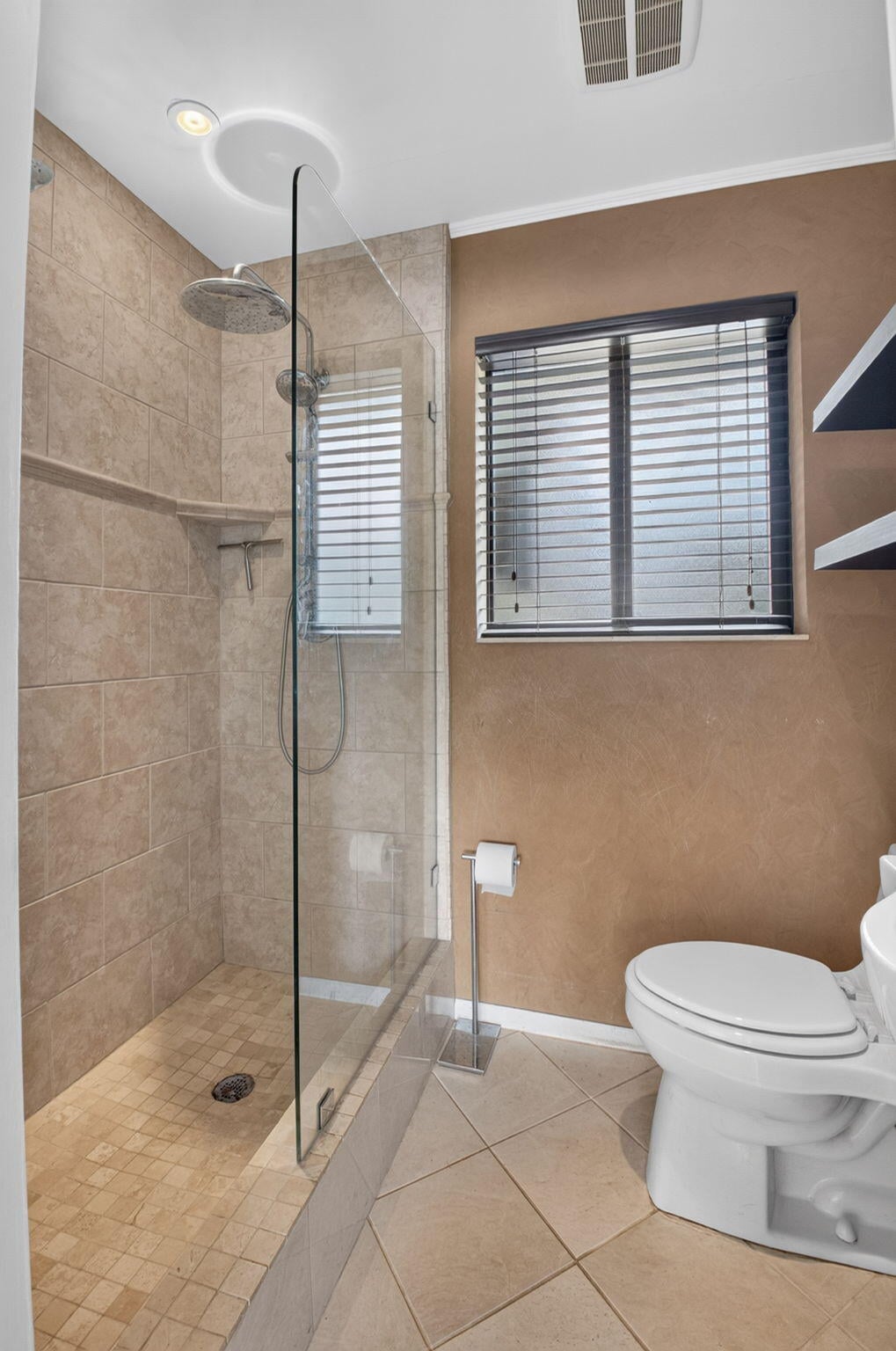 Residence photo 8