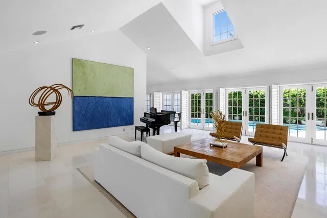 North End Palm Beach Residence photo 3