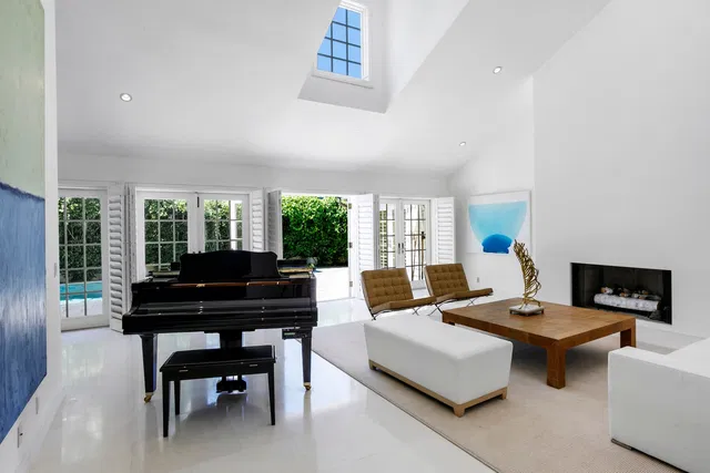 North End Palm Beach Residence photo 12