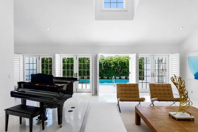 North End Palm Beach Residence photo 13
