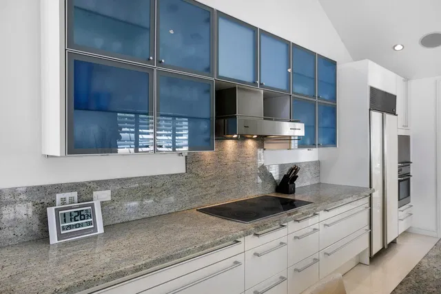 North End Palm Beach Residence photo 19
