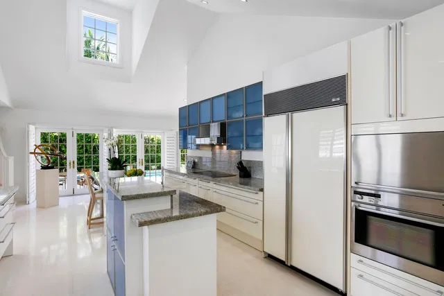 North End Palm Beach Residence photo 21