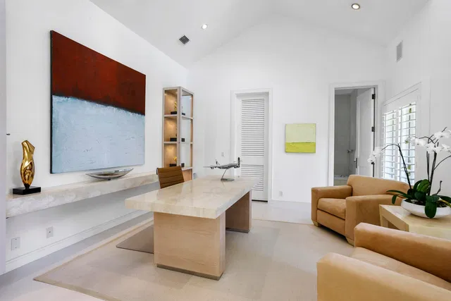 North End Palm Beach Residence photo 23
