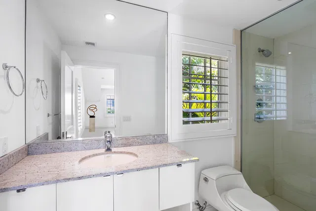 North End Palm Beach Residence photo 27