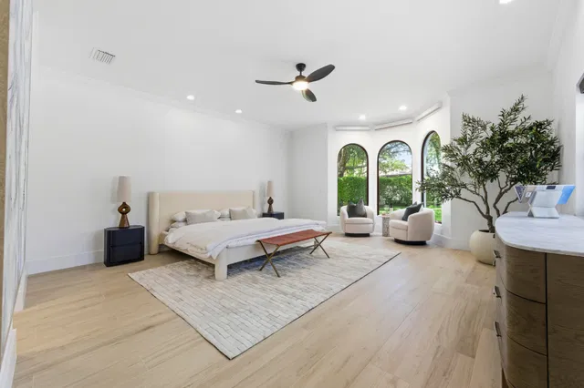  Residence photo 15