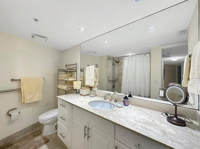 Tiara Singer Island Unit 20 B photo 16