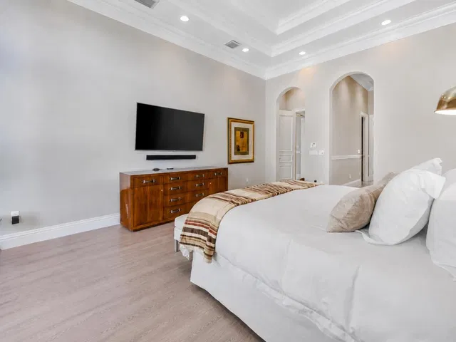 Residence photo 19